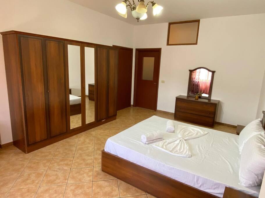 Roel Apartments Shkodra Center Εξωτερικό φωτογραφία